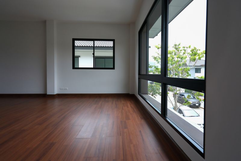 Laminate Floor Replacement in Blue Ridge, TX